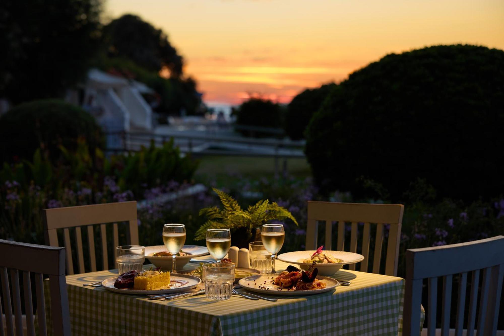 Blue Bay Hotel 4*