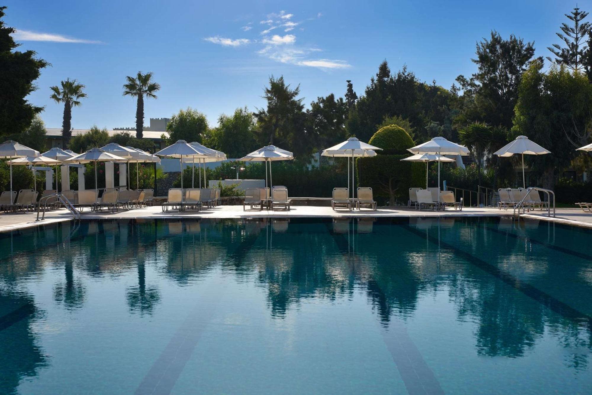 Blue Bay Hotell 4*